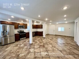 1031 W 12th St, Unit 1031 in San Pedro, CA - Building Photo