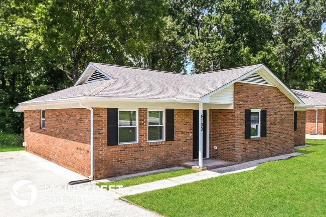 4700 Lawrence Orr Rd in Charlotte, NC - Building Photo - Building Photo