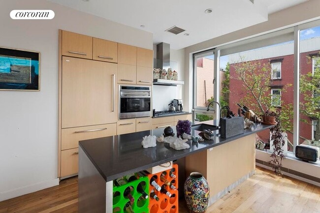120 N 7th St in Brooklyn, NY - Building Photo - Building Photo