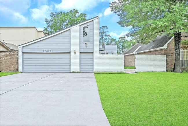 20031 Sunny Shores Dr