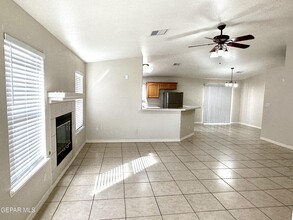 12629 Gilded Sun Dr in El Paso, TX - Building Photo - Building Photo