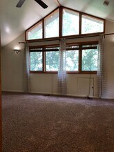 1222 Hobart St in Chico, CA - Building Photo - Building Photo