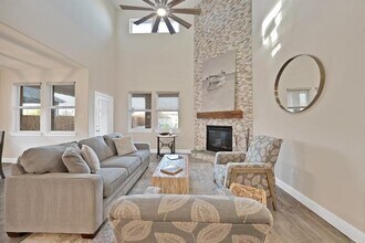 11021 Canyon Mine Dr in Aubrey, TX - Building Photo - Building Photo