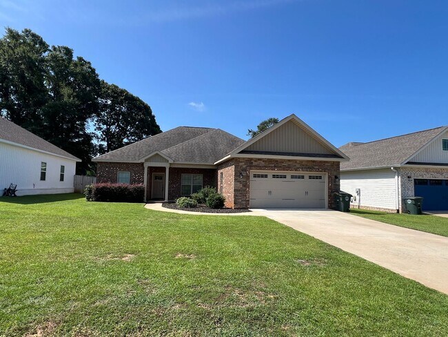 property at 660 Valley Stream Dr
