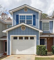 105 Pineridge Dr in Enterprise, AL - Building Photo