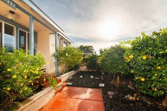 1921 Rowan St in San Diego, CA - Building Photo - Building Photo