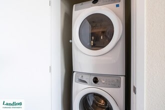 1291 S Ulster St, Unit 1301-605 in Denver, CO - Building Photo - Building Photo