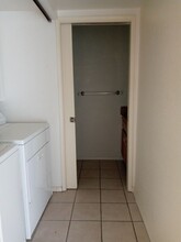 74 Creeks Edge Way in Sacramento, CA - Building Photo - Building Photo