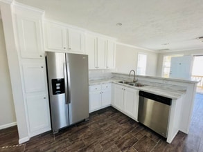9477 Lansdowne Rd in Baton Rouge, LA - Building Photo - Building Photo