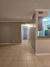 1819 Babcock Rd in San Antonio, TX - Building Photo - Building Photo