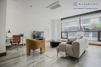 110 W Ocean Blvd in Long Beach, CA - Building Photo - Building Photo
