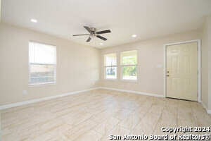 1638 Peck Ave in San Antonio, TX - Building Photo - Building Photo