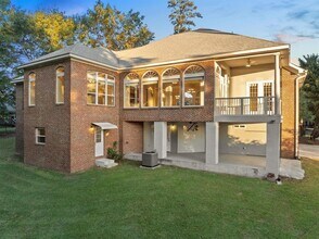 8846 Glen Abby Dr in Tallahassee, FL - Building Photo - Building Photo