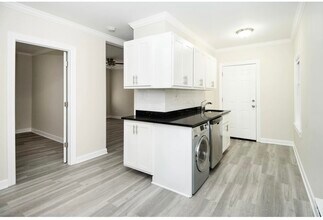 837.5 W Cornelia Ave in Chicago, IL - Building Photo - Building Photo