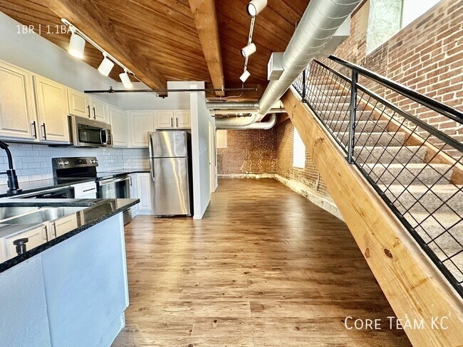 202 W 5th St in Kansas City, MO - Foto de edificio - Building Photo