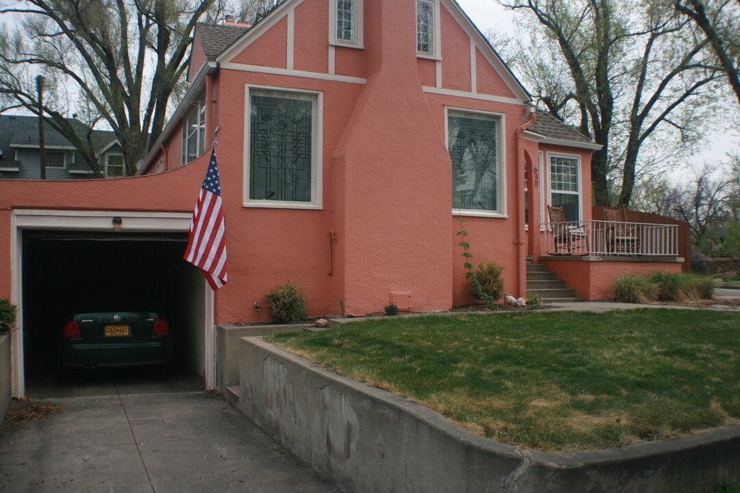 630 Columbia St in Colorado Springs, CO - Foto de edificio