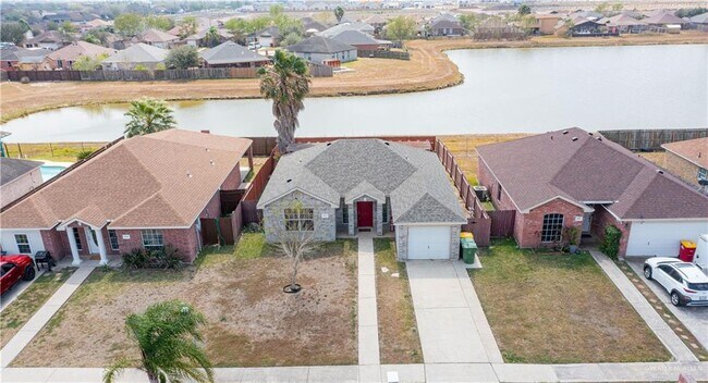 19 Res Dr in Brownsville, TX - Building Photo - Building Photo