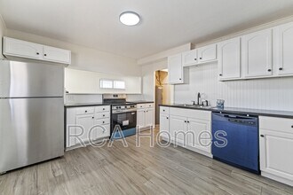 947 Albany St in Indianapolis, IN - Building Photo - Building Photo