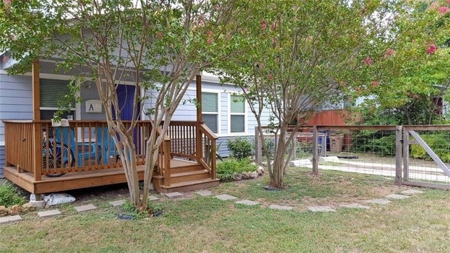 1501 Justin Ln in Austin, TX - Building Photo - Building Photo