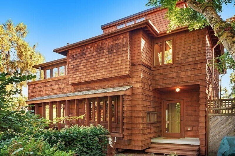 1626 20th Ave E in Seattle, WA - Building Photo