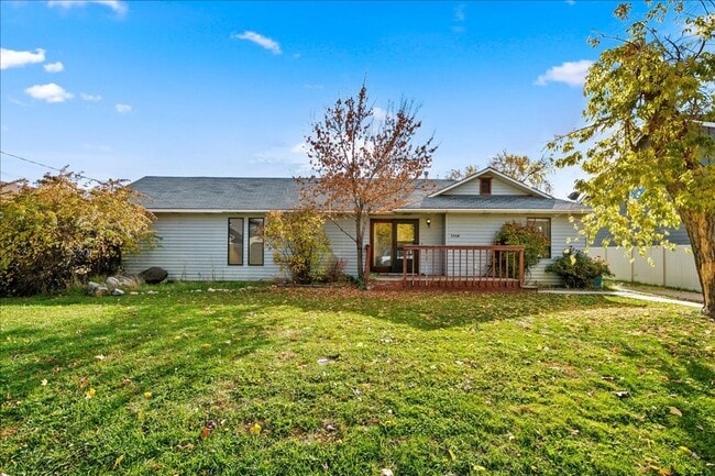 property at 1305 W Targee St