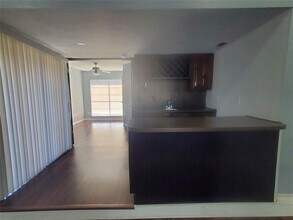 7118 Blackwillow Ln in Dallas, TX - Building Photo - Building Photo