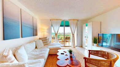 19701 E Country Club Dr in Aventura, FL - Building Photo - Building Photo