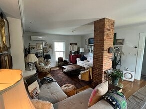 15 Orchard St in Newton, MA - Building Photo - Building Photo