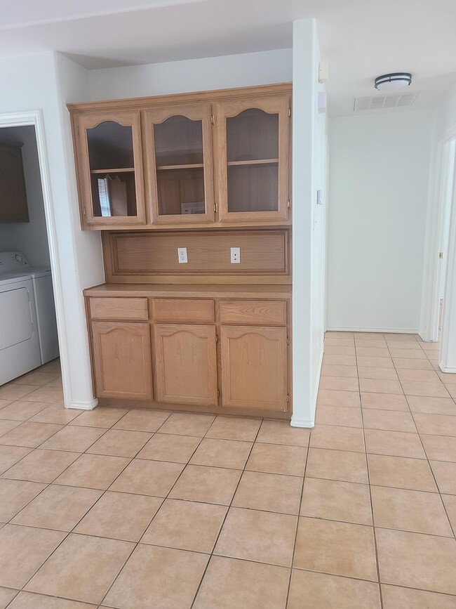 709 La Mancha Dr, Unit 2