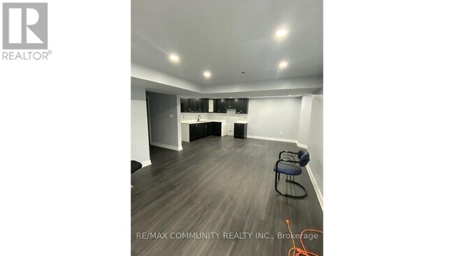 1820 Grandview St N in Oshawa, ON - Building Photo - Building Photo