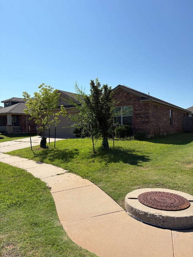 826 Barbaroot Dr in Norman, OK - Building Photo - Building Photo