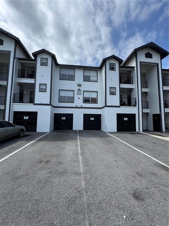 2218 Grand Cayman Ct