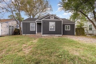 1527 Columbia Ave in Corsicana, TX - Building Photo - Building Photo
