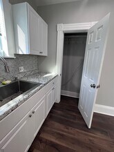 283 E High St, Unit 2 in Manchester, NH - Building Photo - Building Photo
