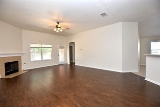 4110 Meadow Bluff Way in Round Rock, TX - Building Photo - Building Photo