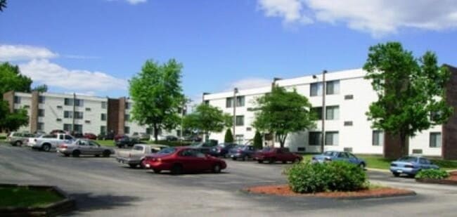 property at 2001 Washington St