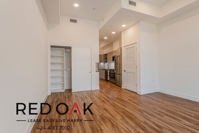 453 S Kenmore Ave in Los Angeles, CA - Building Photo - Building Photo
