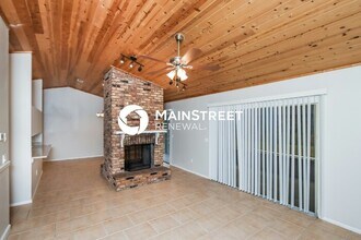 524 Commodore Ave NW in Palm Bay, FL - Building Photo - Building Photo