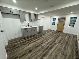 2566 Broadway in Huntington Park, CA - Building Photo