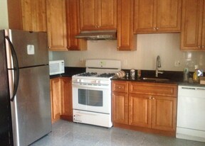 126 Cedar St in Boston, MA - Building Photo