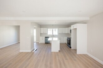 17 Mott St in Worcester, MA - Foto de edificio - Building Photo