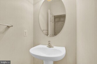 3099 Raking Leaf Dr in Abingdon, MD - Building Photo - Building Photo