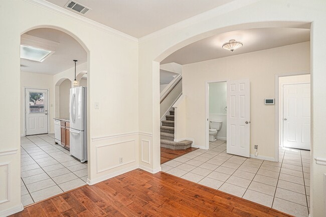 property at 200 Frontier Cove