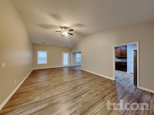 246 Viking Ln in Lexington, SC - Foto de edificio - Building Photo