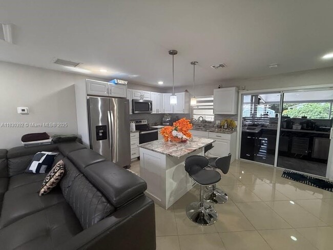 4707 Martha Louise Dr in West Palm Beach, FL - Building Photo - Building Photo