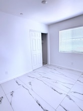 3992 Massachusetts Ave in La Mesa, CA - Building Photo - Building Photo