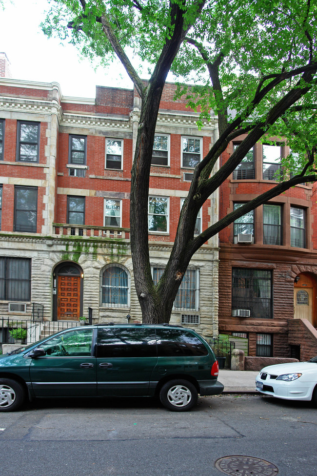 127 W 95th St in New York, NY - Foto de edificio - Building Photo