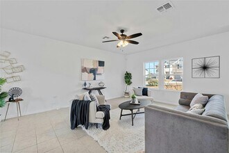 9713 Grapevine Leaf Dr in Manor, TX - Building Photo - Building Photo