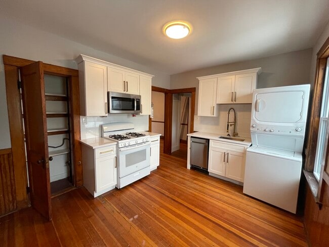 property at 9 Sumner Square