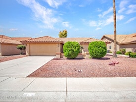 9343 W Escuda Dr in Peoria, AZ - Building Photo